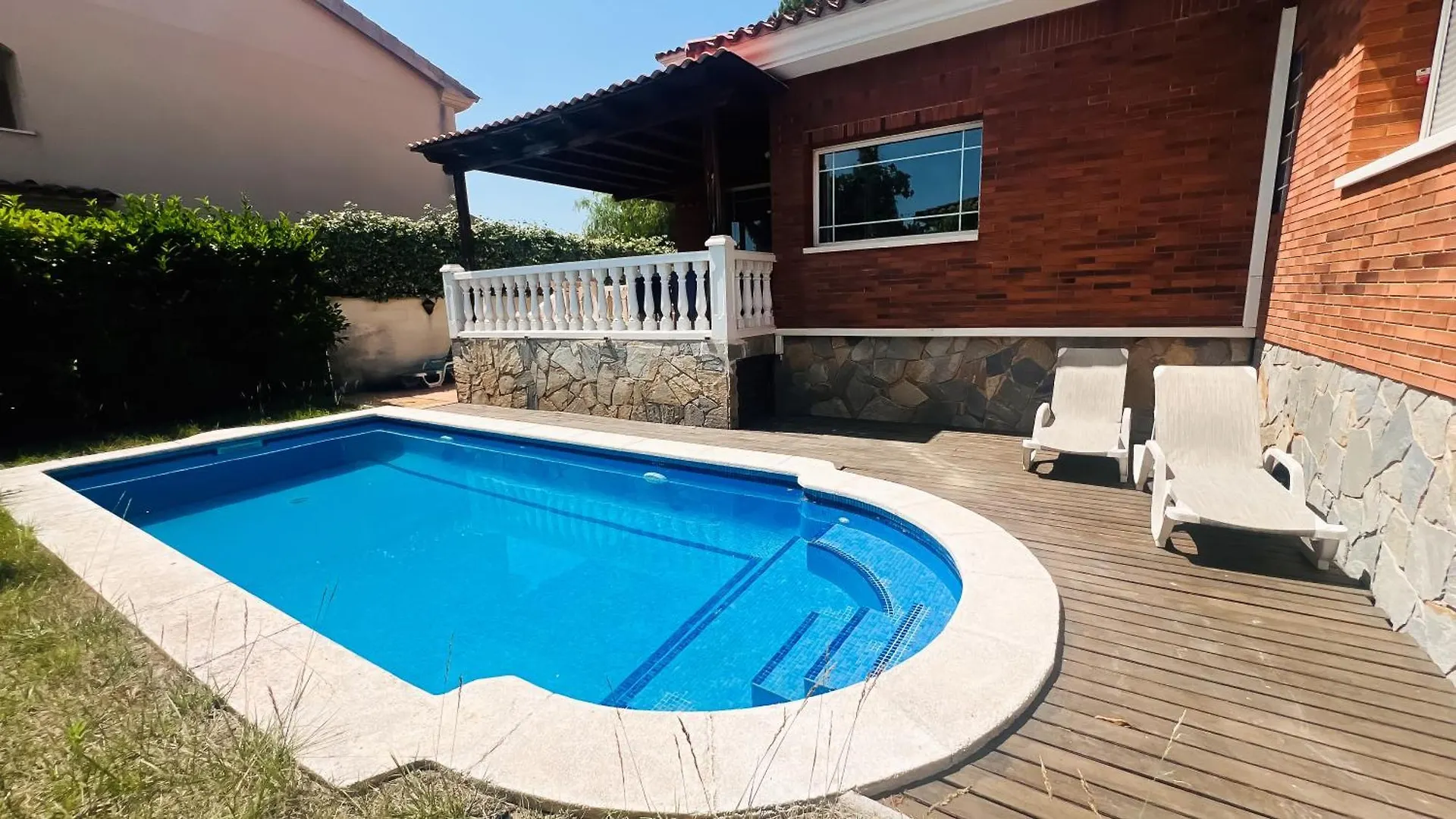 Casa Grande Con Piscina Para Familias 马拉加